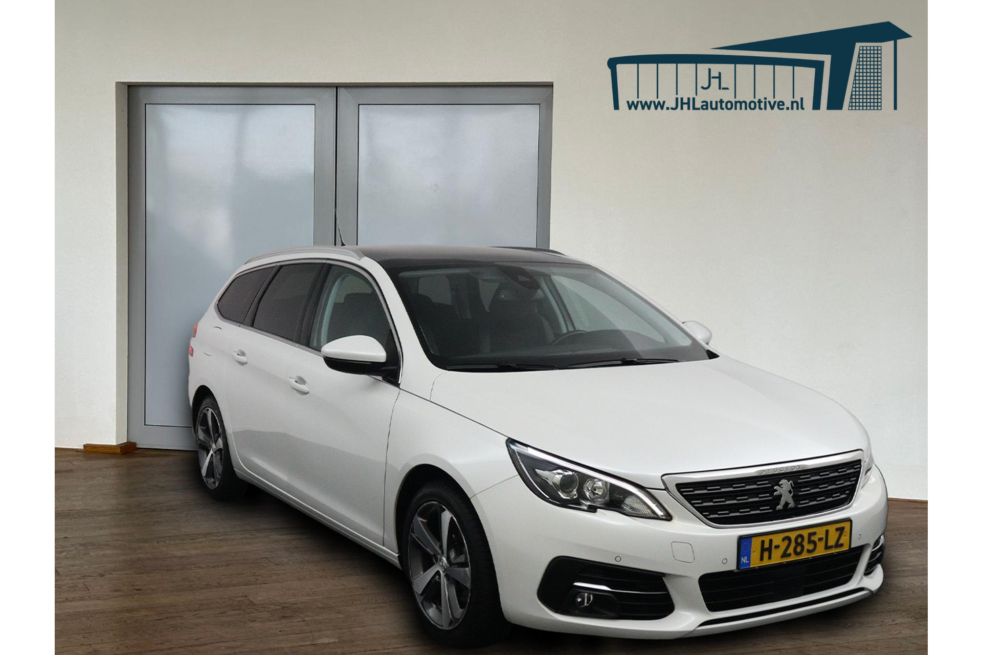 Peugeot 308 SW 1.2 PureTech Premium*PANO*ACC*ECC*NAVI*CAM*CARPLAY
